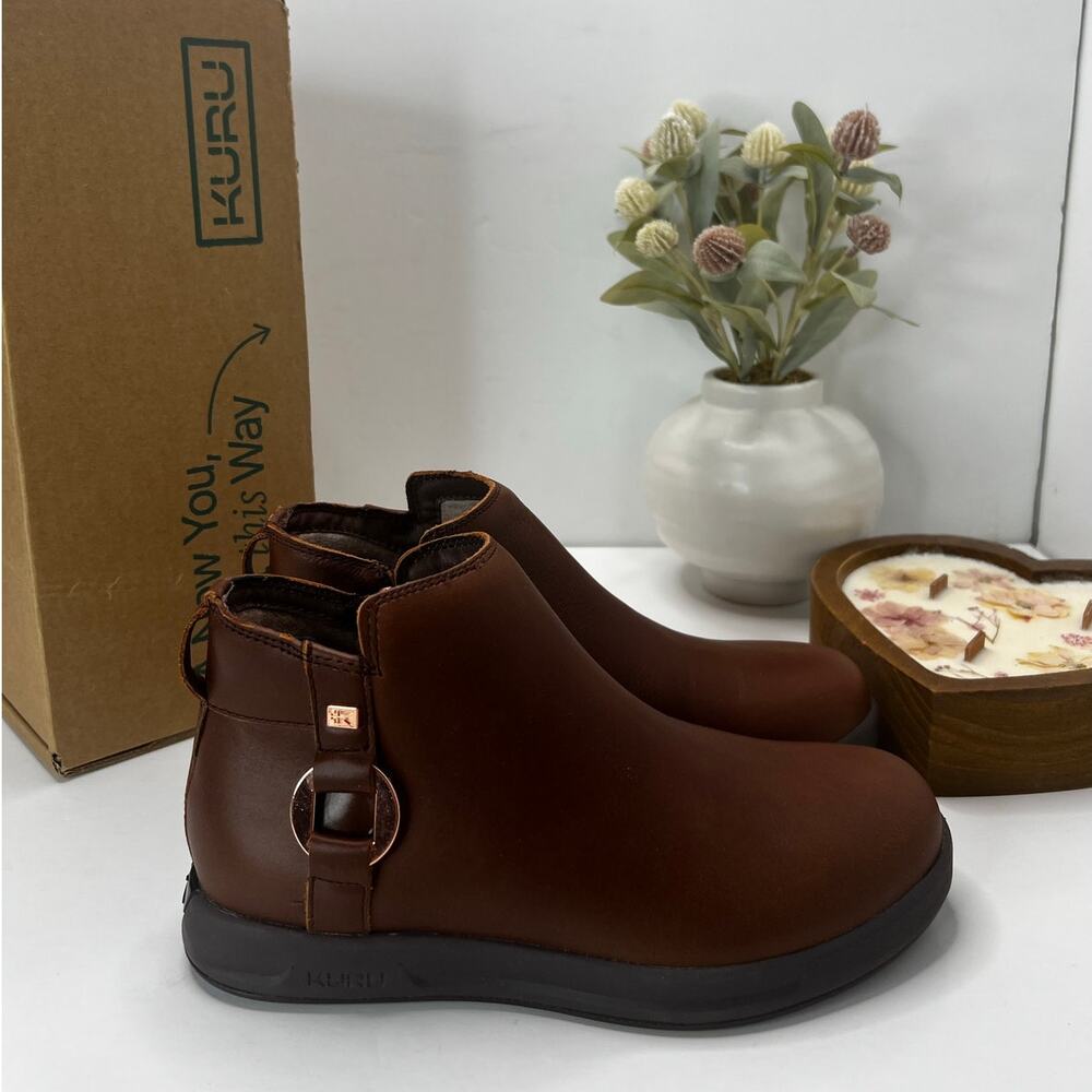 Kuru Tempo Water Resistant Leather Ankle Boot Comfort Rich Walnut Women 6.5M